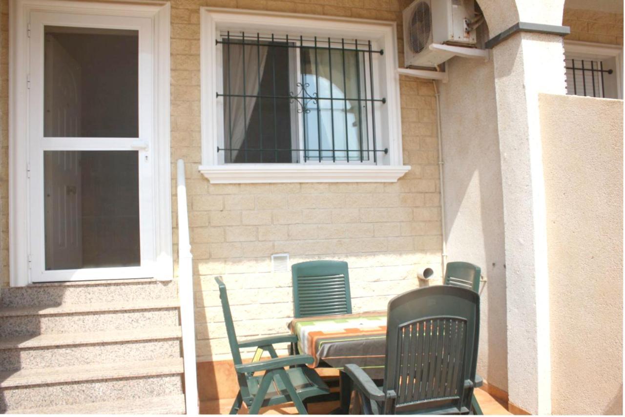 Town House Villa Los Nietos Exterior photo